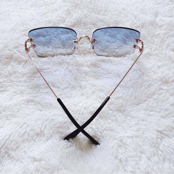 Laurel Clear Blue Rimless Sleek Sunglasses - Picture 9 of 11